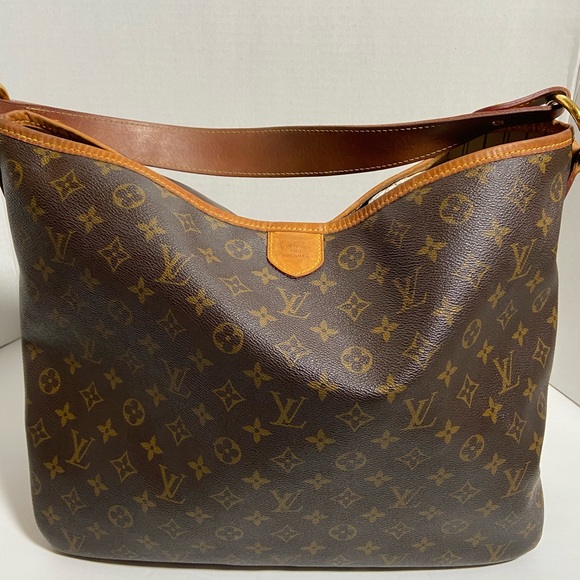 Louis Vuitton Handbags - 💯 Authentic Louis Vuitton Delightful Bag
